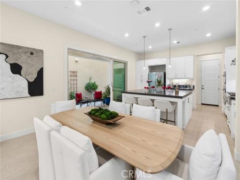 111 Stellar , Irvine, CA