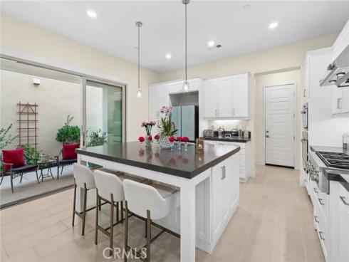 111 Stellar , Irvine, CA