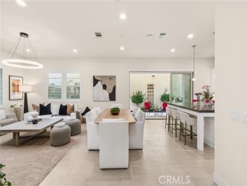 111 Stellar , Irvine, CA