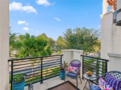 111 Stellar , Irvine, CA