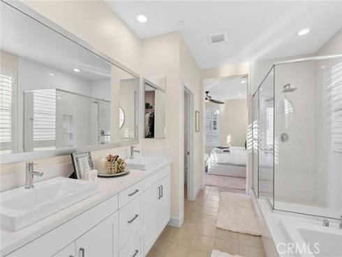 111 Stellar , Irvine, CA