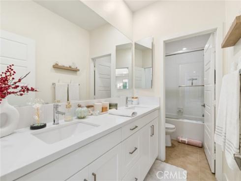 111 Stellar , Irvine, CA