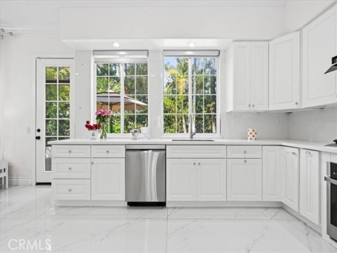 98  Winslow  , Irvine, CA