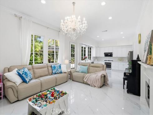 98  Winslow  , Irvine, CA