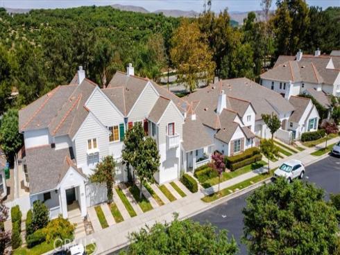98  Winslow  , Irvine, CA