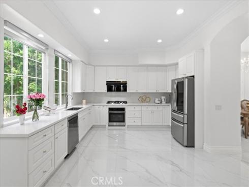 98  Winslow  , Irvine, CA