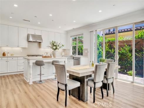 104 Beechmont , Irvine, CA
