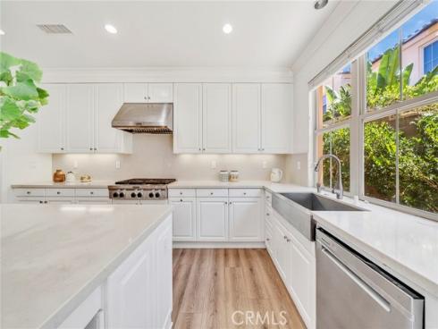 104 Beechmont , Irvine, CA