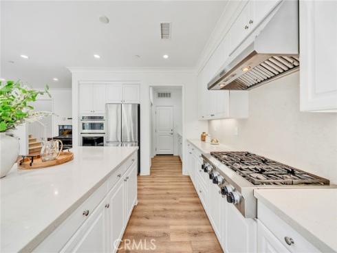 104 Beechmont , Irvine, CA