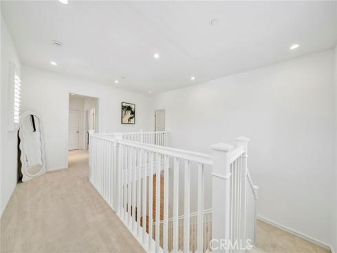 104 Beechmont , Irvine, CA