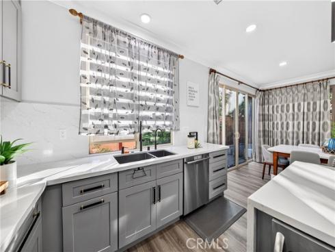 78 Melville , Irvine, CA
