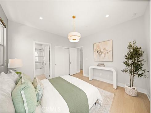 105  Yellow Iris  , Irvine, CA