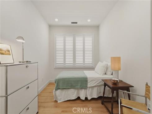 240 Mayfair , Irvine, CA