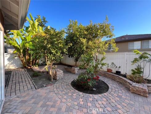 12 Granada , Irvine, CA