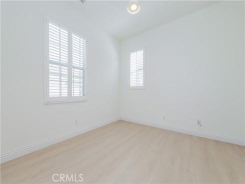 83 Twin Gables , Irvine, CA