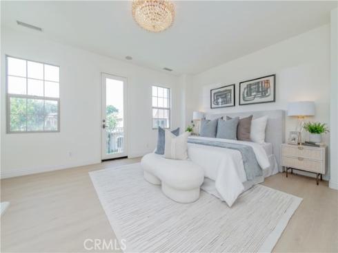 83 Twin Gables , Irvine, CA