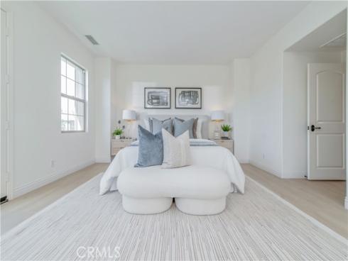 83 Twin Gables , Irvine, CA