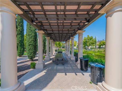 83 Twin Gables , Irvine, CA