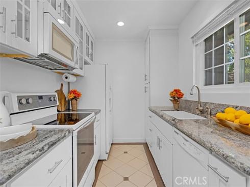 254 Streamwood , Irvine, CA