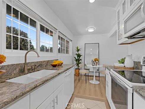 254 Streamwood , Irvine, CA
