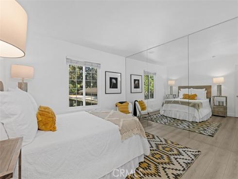 254 Streamwood , Irvine, CA