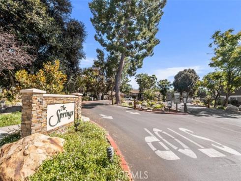 254 Streamwood , Irvine, CA