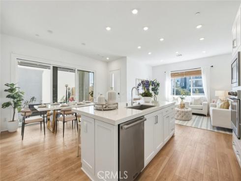 426 Treble , Irvine, CA