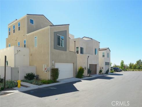 426 Treble , Irvine, CA
