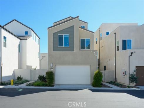 426 Treble , Irvine, CA