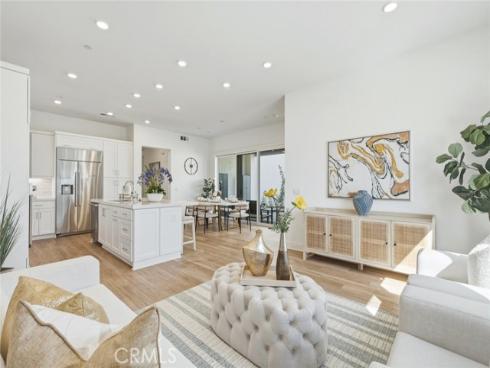 426 Treble , Irvine, CA