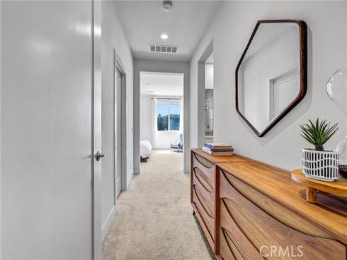 327  Novel  , Irvine, CA