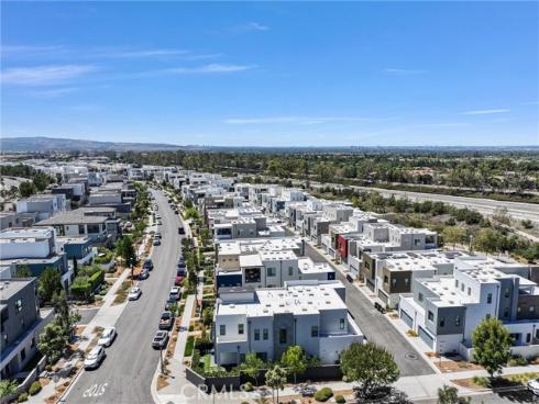327  Novel  , Irvine, CA