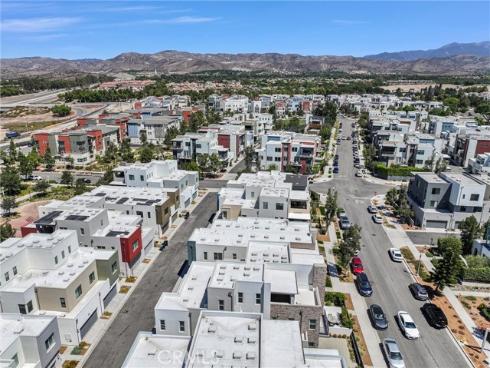 327  Novel  , Irvine, CA