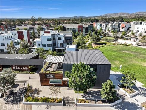 327  Novel  , Irvine, CA