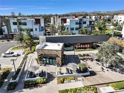 327  Novel  , Irvine, CA