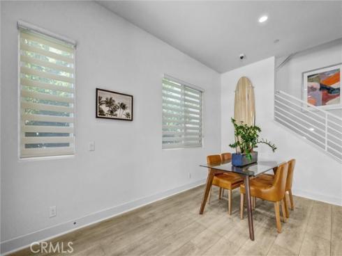 327  Novel  , Irvine, CA