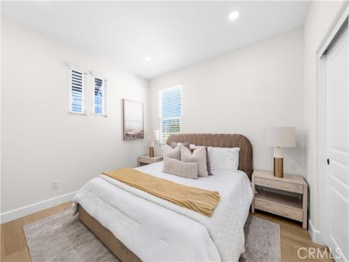14 Tall Oak , Irvine, CA