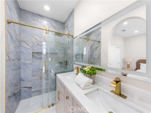 14 Tall Oak , Irvine, CA