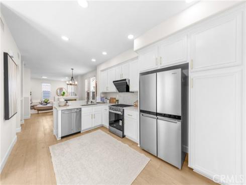 14 Tall Oak , Irvine, CA