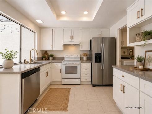 12 Navarre , Irvine, CA