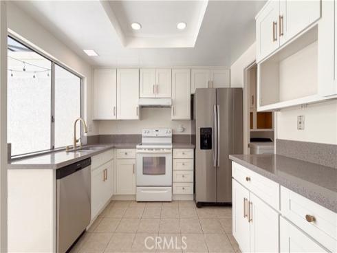 12 Navarre , Irvine, CA