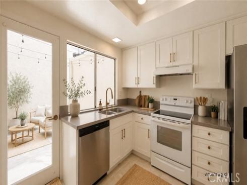12 Navarre , Irvine, CA