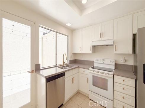 12 Navarre , Irvine, CA