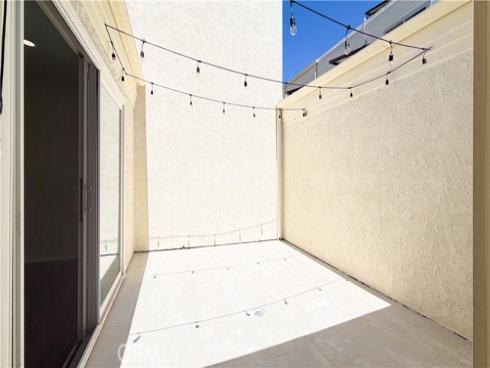 12 Navarre , Irvine, CA