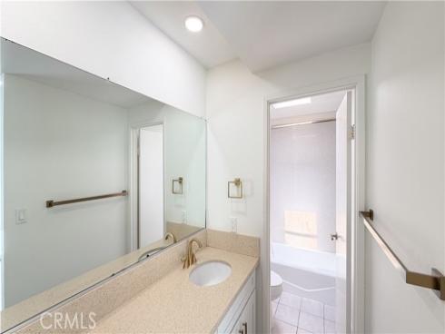 12 Navarre , Irvine, CA