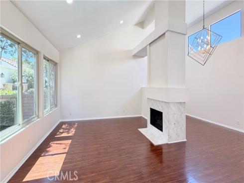 12 Navarre , Irvine, CA