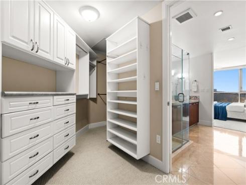 5104 Scholarship , Irvine, CA