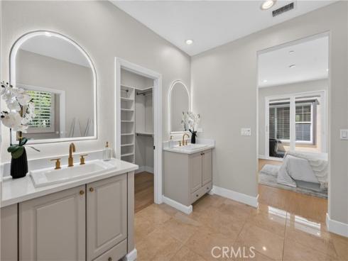 163  Fieldwood  , Irvine, CA