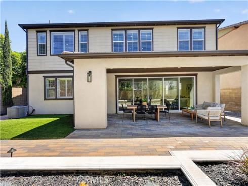 163  Fieldwood  , Irvine, CA