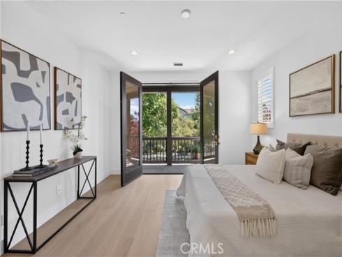 163  Fieldwood  , Irvine, CA
